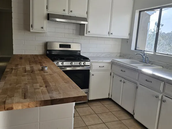 (undisclosed Address), Yucca Valley, CA 92284