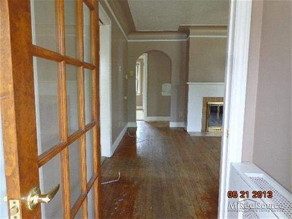 4th image of 95 Parkview Ave