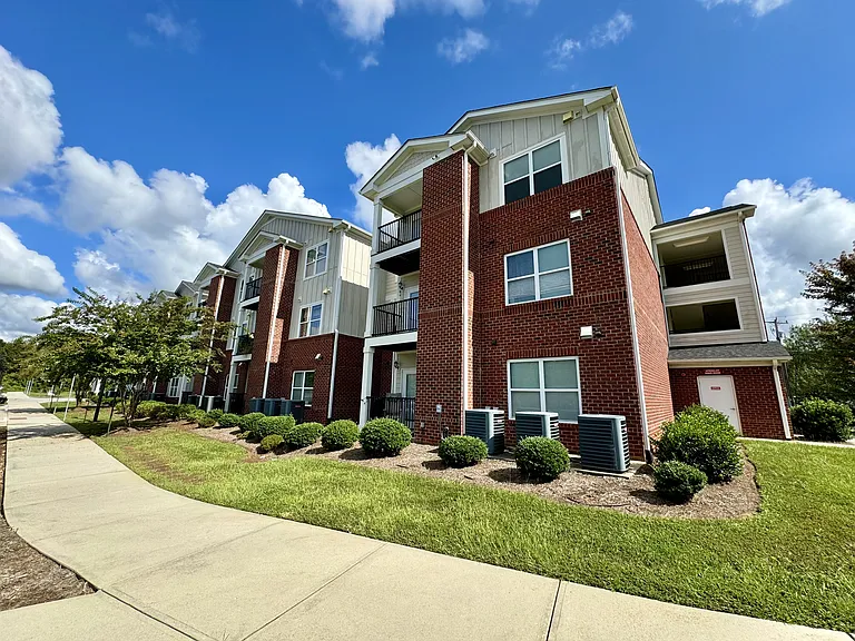 3443 Hickory Tree Rd — Photo 1