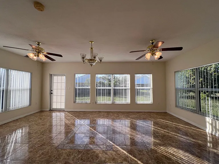 8330 Le Mesa St — Photo 22