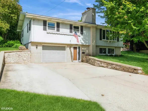 145 Riverview HEIGHTS, Mayville, WI 53050