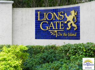 229 Lions Gate Dr, Saint Augustine, FL 32080