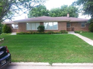 5834 Dafred Dr, Rockford, IL 61107