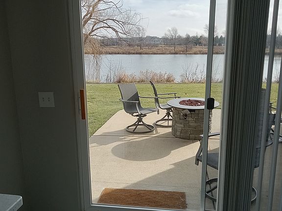 5th image of 609 S Avon Ct