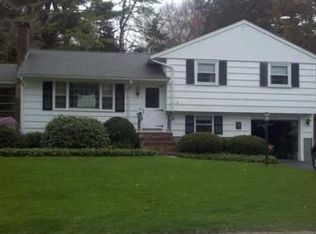 10 Sunset Dr, South Easton, MA 02375