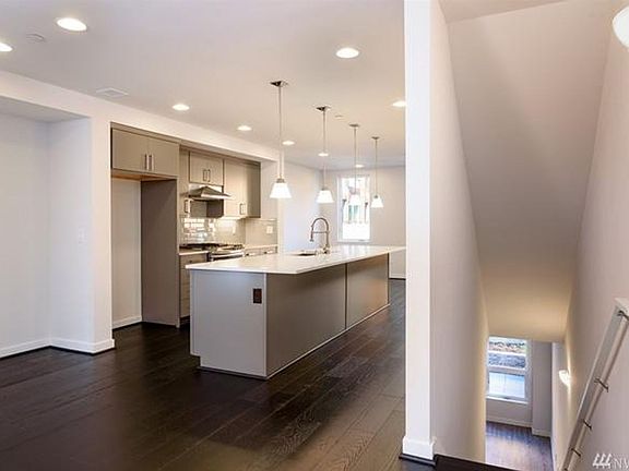 2nd image of 3300 NE 65th St Unit 206