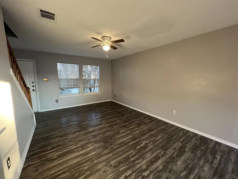 5908 Greengate Dr #C — Photo 5
