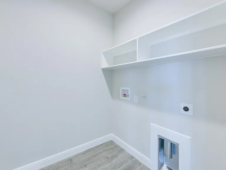 313 Roundstone Rd — Photo 17