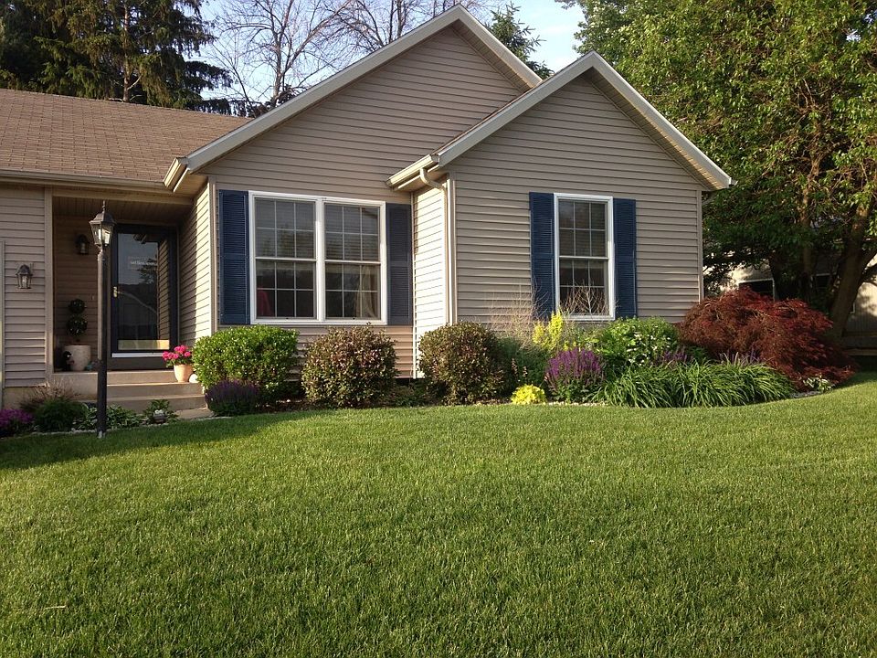 1st image of 915 Tealwood St