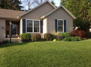 915 Tealwood St, South Bend, IN 46614