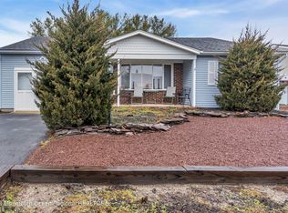 5 Jericho Rd, Toms River, NJ 08757