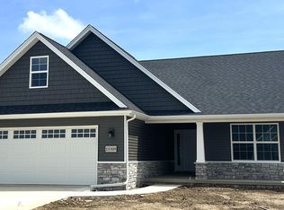 15309 Cypress Dr, Perrysburg, OH 43551