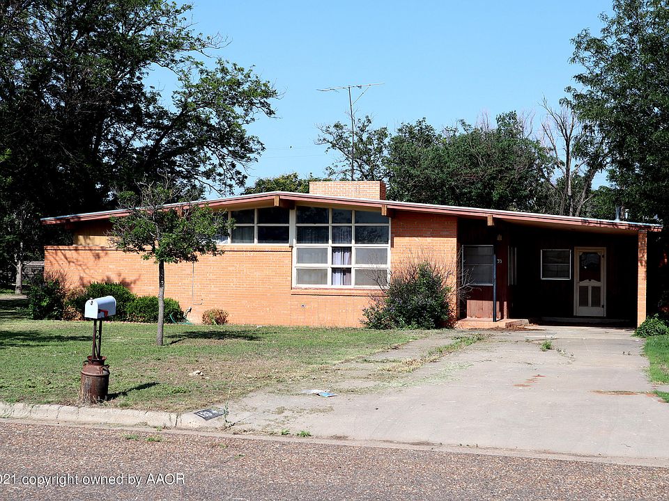 2nd image of 133 Sunset Dr