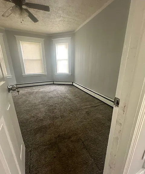 314-316 Capen St #2 — Photo 12