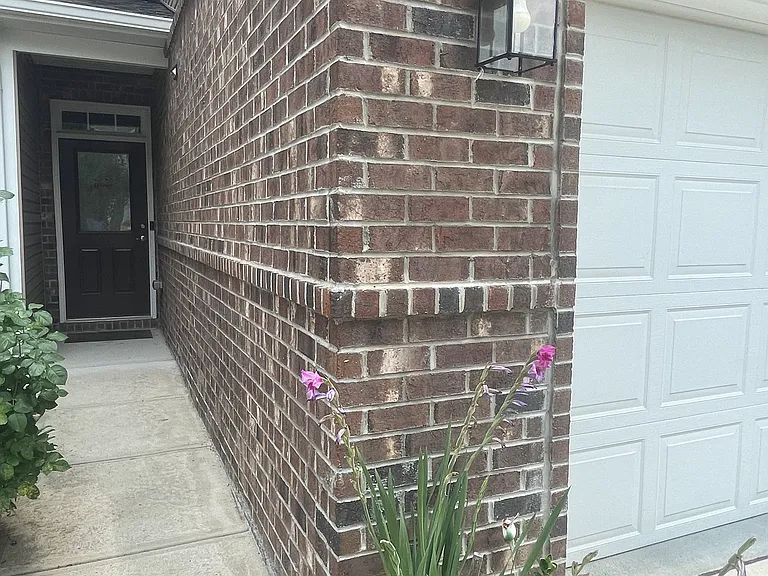 1628 Cary Reserve Dr — Photo 2
