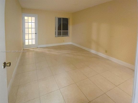 5th image of 3310 N Pinewalk Dr N Unit 1825