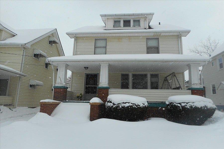 1st image of 2705 Searsdale Ave