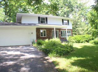 5440 Coach Lite Trl, Machesney Park, IL 61111