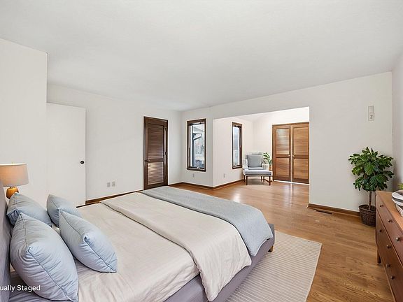 68th image of 2044 Manor Dr