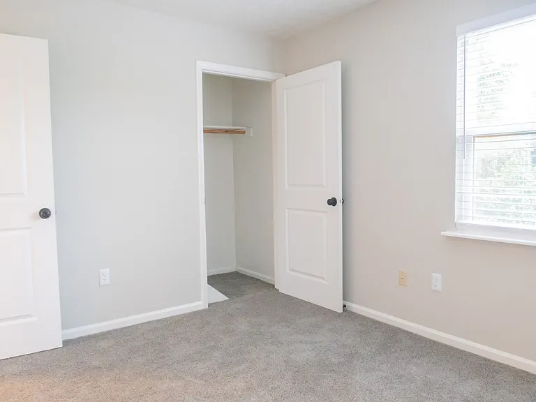 1100 E Ohio St — Photo 15