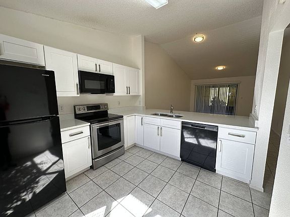 3rd image of 2430 King Oak Ct