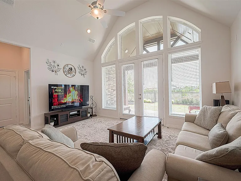 1838 Smithers Landing Dr — Photo 13