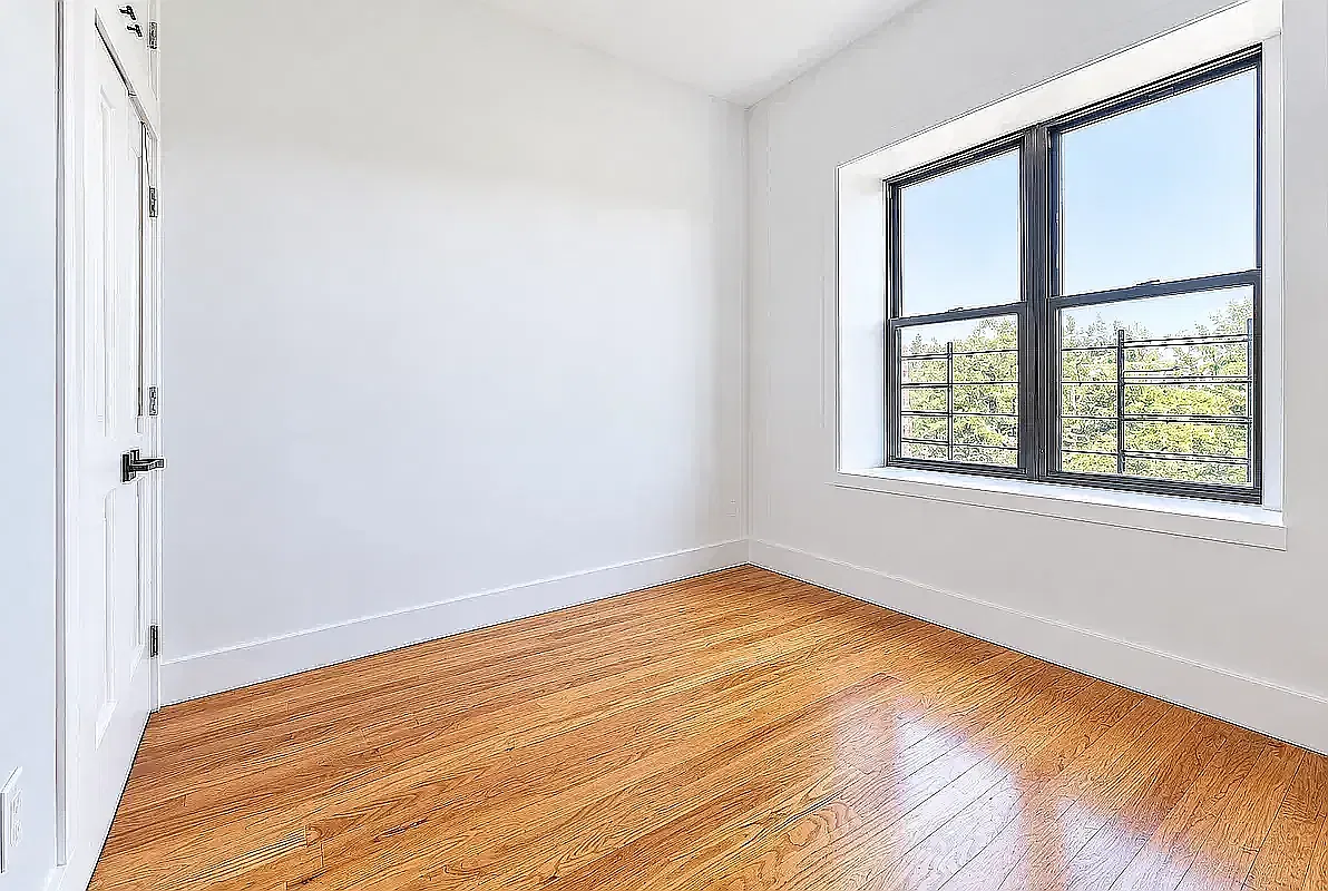 936 De Kalb Avenue — Photo 4