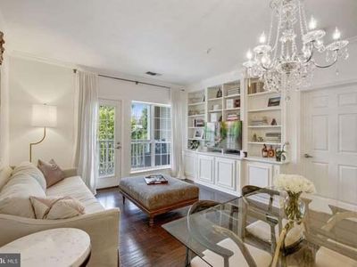 4560 Strutfield La, Alexandria, VA, 22311