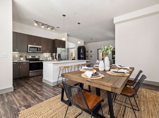 4700 Riverwood Cir APT 215, Raleigh, NC 27612
