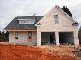 1008 Cross Gate Rd, Winston Salem, NC 27106