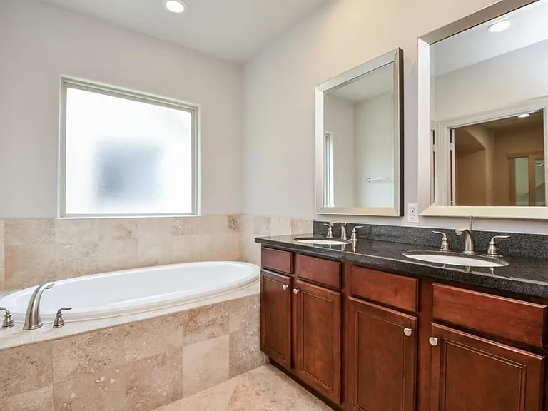2908 Leeland St — Photo 22