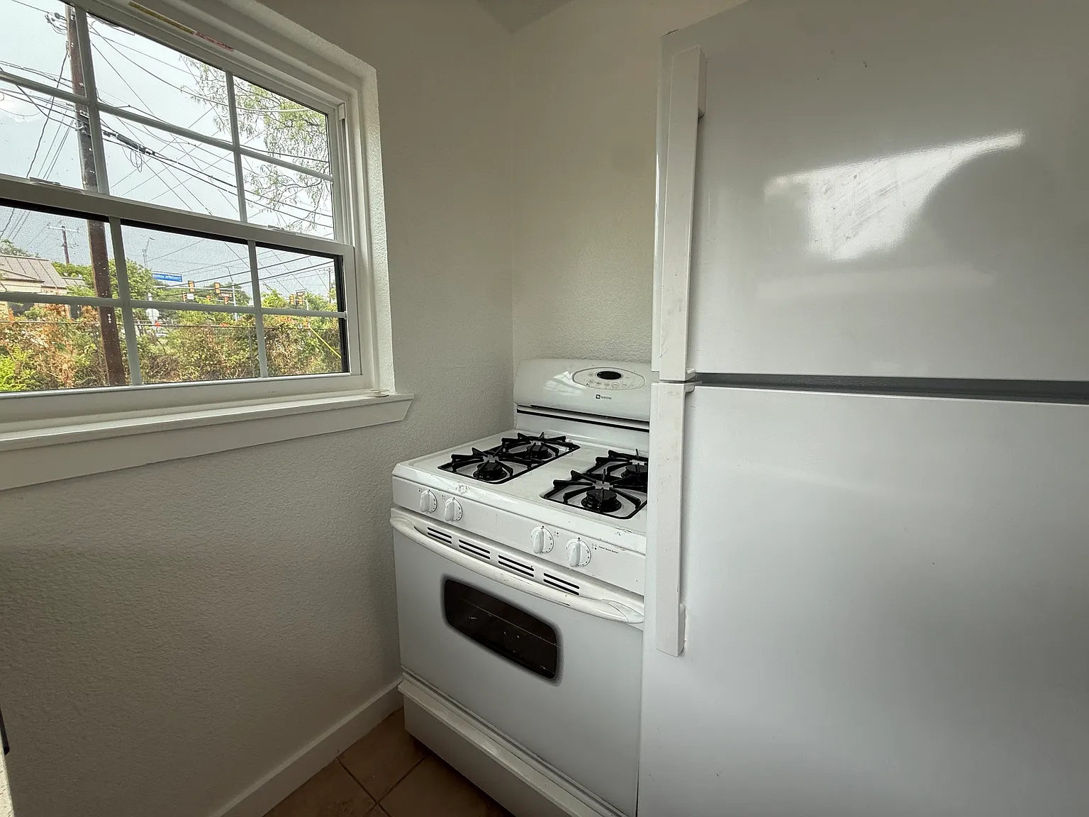 2 bed, $950 — Photo 4