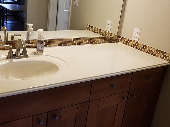 3rd image of 7685 Northcross Dr #421