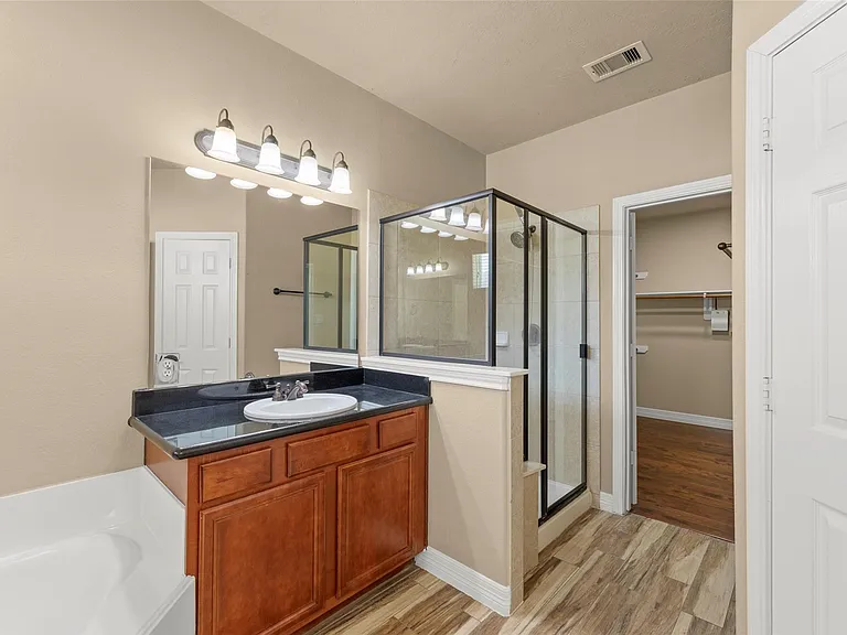 1716 Aden Dr — Photo 11