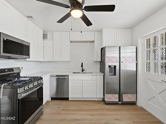 2nd image of 950 W Calle Evelina