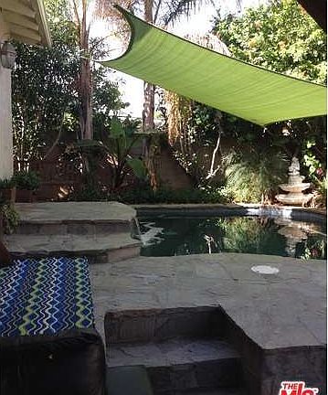 3rd image of 1041 Oakhorne Dr