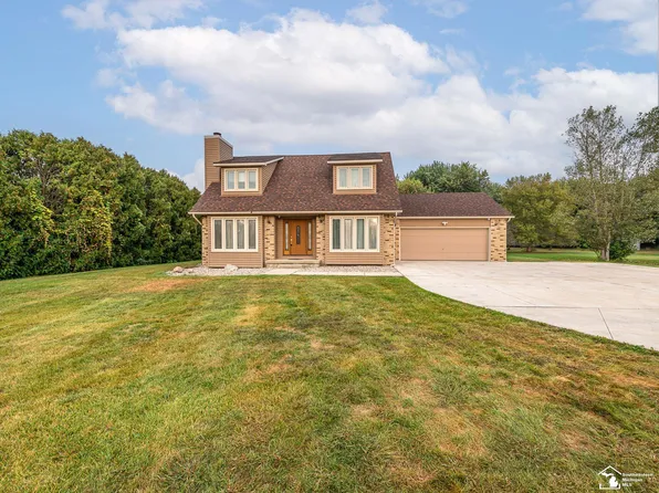 2451 N Raisinville Rd, Monroe, MI 48162