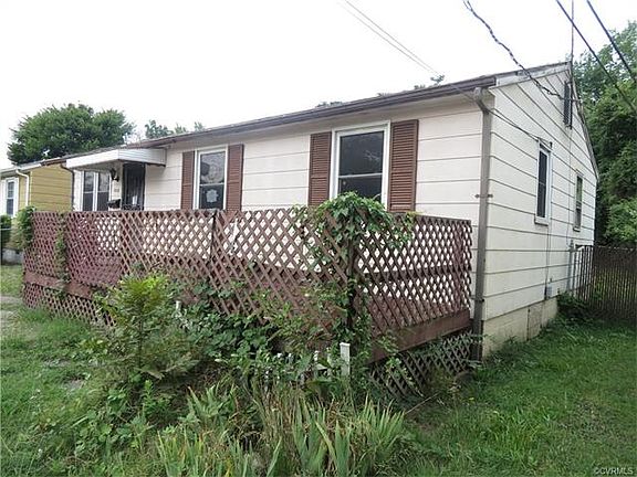 2nd image of 308 Elm St