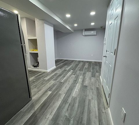 3rd image of 4424 Chestnut St #0