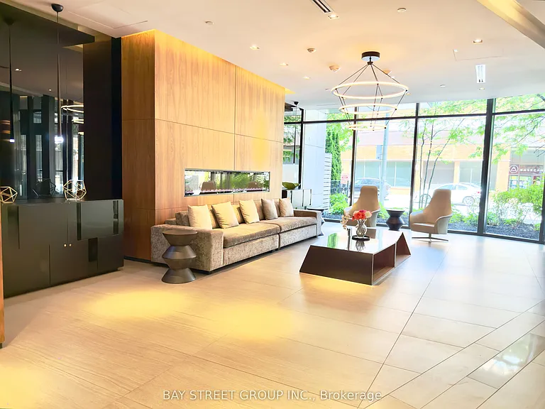 38 Cameron St #824 — Photo 3