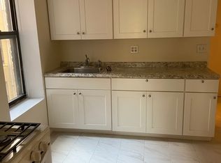223 13th St APT 11A, Brooklyn, NY 11215