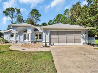 1 Morning Glory Ct, Homosassa, FL 34446