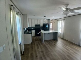 28 Hollywood Dr #290, Madison, WI 53713