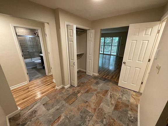 3rd image of 7250-7272 Beacon Hill Dr #7254