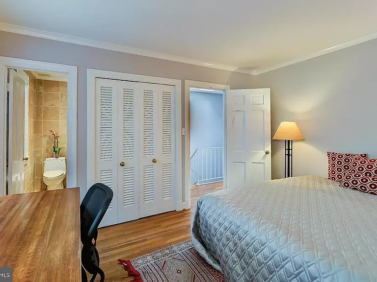 835 New Hampshire Ave NW — Photo 15
