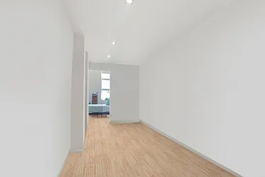 Rented by R New York