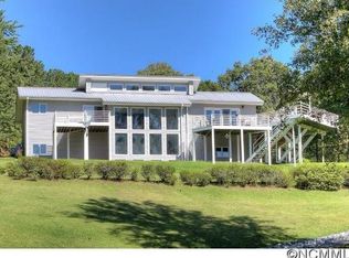 1119 Oleta Rd, Hendersonville, NC 28792