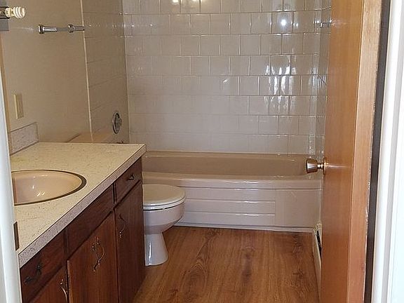 5th image of 722 E Coeur D Alene Ave #8