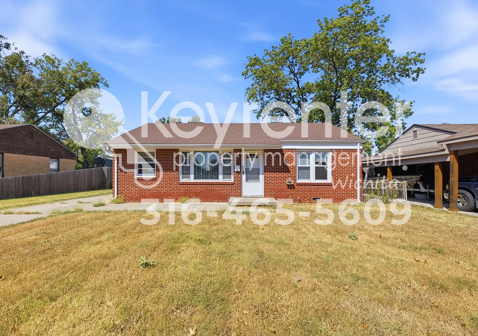 2 Weeks Free Rent! Charming 3-Bedroom Home With Detached 2-Car Garage & Fenced Backyard — Photo 1