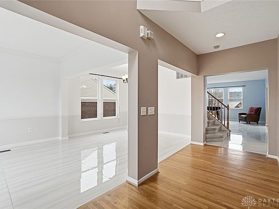 5th image of 175 Farmridge Rd